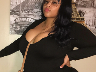 QUEEN_OF_BBW