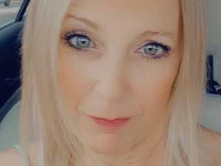 AlyssaXXX's Cam show and profile