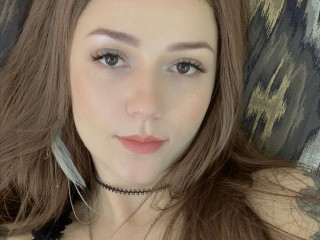 NiaMoonCrow's Cam show and profile