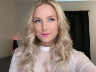 Chat with annallise live now!
