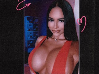 Chat with PinkAndreea live now!