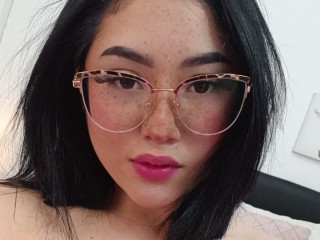 AnnaKomatsuu on Streamate