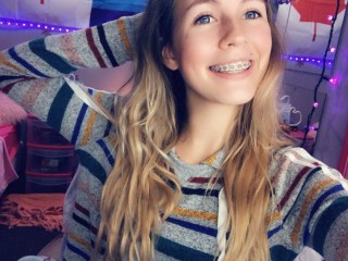 Holly_White