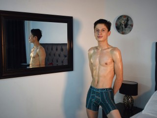 Hot_Latin_Twink