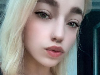 Teeny_Lovelina