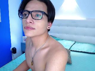 Little_jhonny500 Go Private