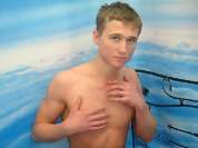 0BlueEyedBlond