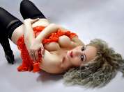 CurlyBlonde