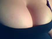 Ellie_XtasyXx