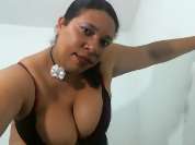 TITSBIGYUMY