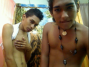 2hot2betrue