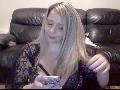 CurvyBlondeOnCam
