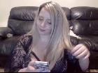 CurvyBlondeOnCam