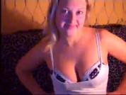 HOTBLONDE