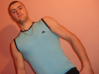 Picture of Marcusmuscle Web Cam