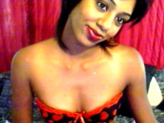 Picture of Naughtyindian18 Web Cam