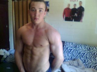 Picture of Youngmuscles Web Cam