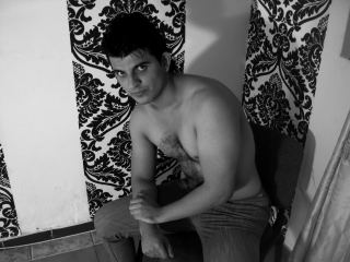 Picture of Guyhotforyou Web Cam