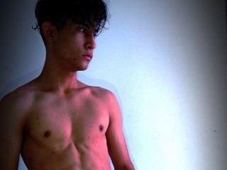 AlejoBadBoy Se Desnudo en Vivo, Webcam Chico y Chat de Sexo | Jerkmate
