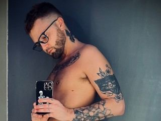 TimoPrimo Nude on Live Sex Cam Guy & Webcam Chat | Jerkmate