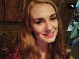 LiveCamClips - EmilyRedness Profile