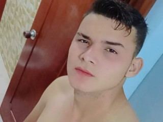justinthonson's profile picture – Girl on Jerkmate