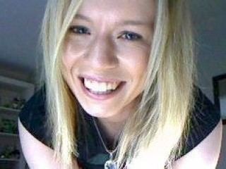 naughtyjennyblonde's profile picture – Girl on Jerkmate