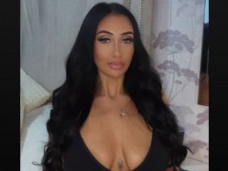SophieUKx Nude on Live Sex Cam Girl & Webcam Chat | Jerkmate