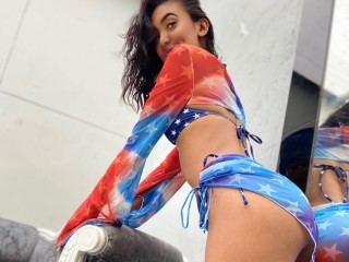 ElenaWilliams Se Desnuda en Vivo, Webcam Chica y Chat de Sexo ...