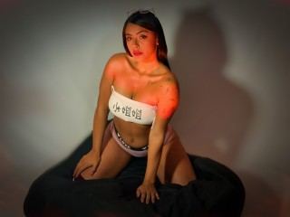 celestesuarezz's profile picture – Girl on Jerkmate