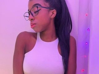 milylley's profile picture – Girl on Jerkmate