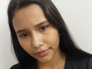BrownSexyGiirl's chat room