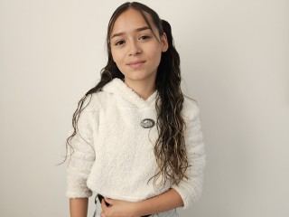 AriayoungMiller