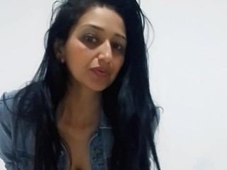 Larisa18 Live Cam