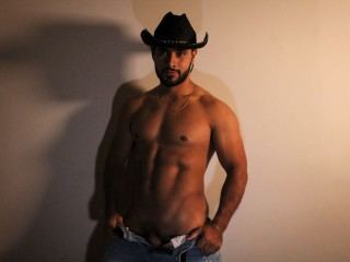 Santiago_huntt Nua na Webcam de Sexo Homen e Cam Chat ao Vivo ...
