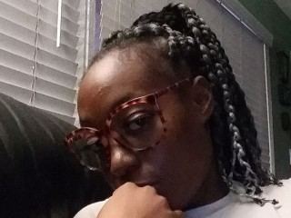 LovleyExotic_Bartender