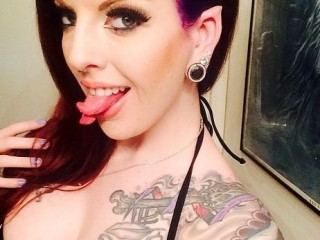 penny_poison's profile picture