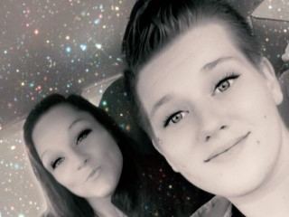 Penelope_and_Marie