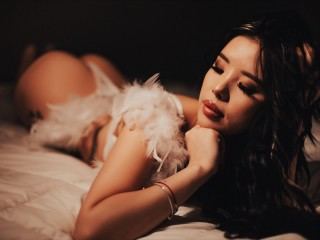 LiveCamCLips - PinaChen asian babe flaunt nicely with tantalizing ...