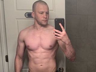 Caucasian Male Cams (2,000+ Nude Men) Free Live Sex & Adult Chat ...