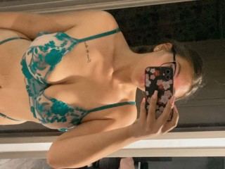 laurensweety's profile picture – Girl on Jerkmate