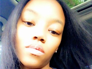 DreahDaydream webcam girl as a performer. Gallery photo 1.