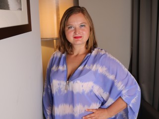 ADDELYSA webcam girl as a performer. Gallery photo 1.