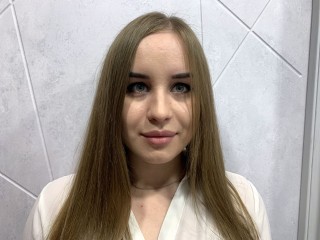 CindyChow webcam girl as a performer. Gallery photo 1.