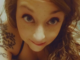 Indexed Webcam Grab of Tattoosnlace