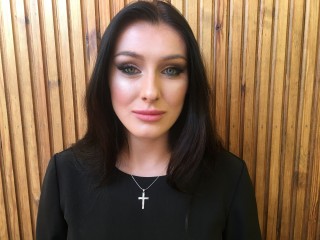 Merizza webcam girl as a performer. Gallery photo 1.