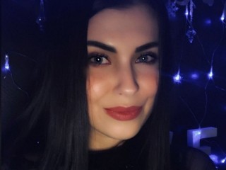 CarolXBerry webcam girl as a performer. Gallery photo 1.