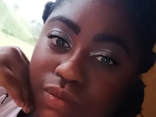 black_michellenn webcam girl as a performer. Gallery photo 1.