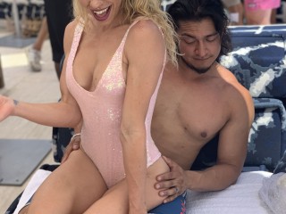 DivineDicktor webcam girl as a performer. Gallery photo 2.