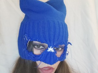 KetaMania webcam girl as a performer. Gallery photo 1.